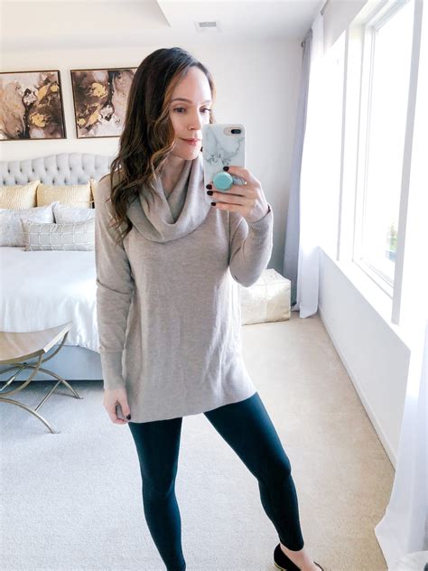 women's long sweaters with leggings.